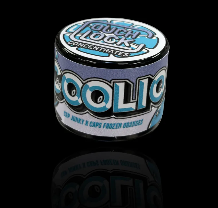 Coolio live rosin in a Couchlock tin
